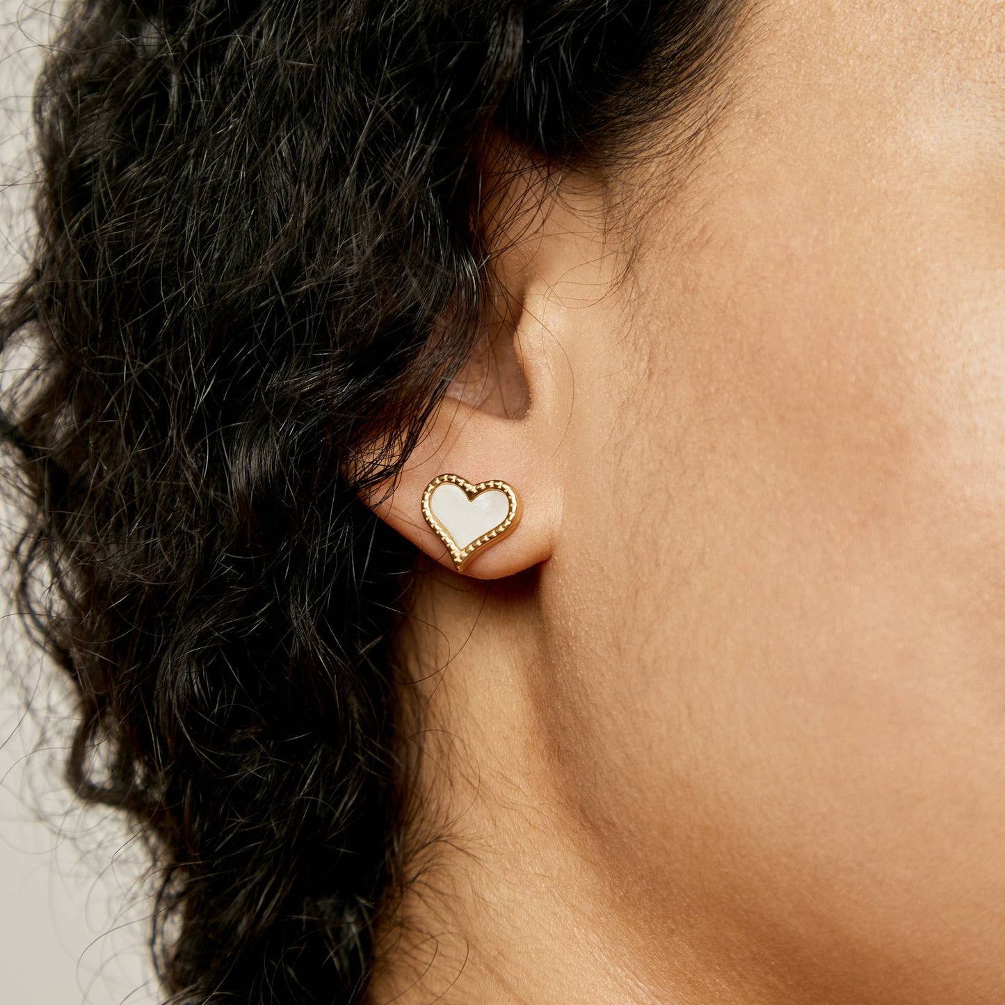 Enchanting Hearts Earrings